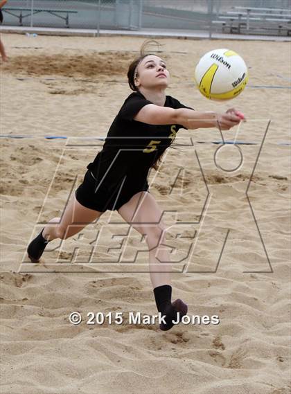 Thumbnail 3 in Notre Dame Prep vs. Shadow Ridge photogallery.