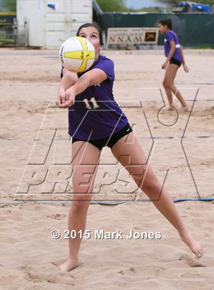 Thumbnail 3 in Notre Dame Prep vs. Shadow Ridge photogallery.