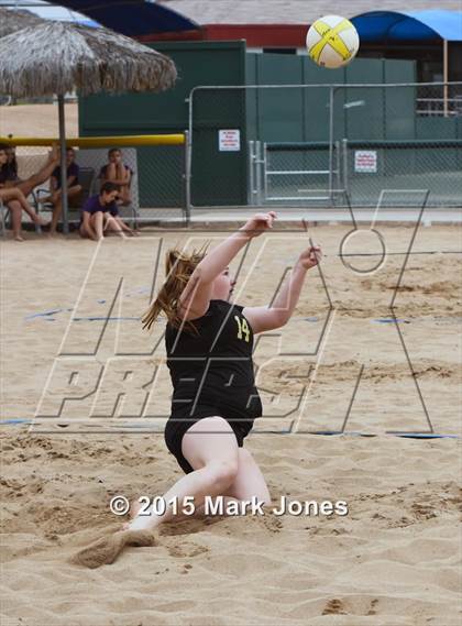 Thumbnail 2 in Notre Dame Prep vs. Shadow Ridge photogallery.