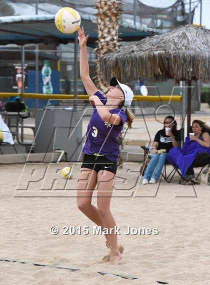Thumbnail 2 in Notre Dame Prep vs. Shadow Ridge photogallery.