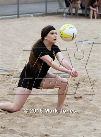 Thumbnail 3 in Notre Dame Prep vs. Shadow Ridge photogallery.