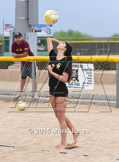 Thumbnail 3 in Notre Dame Prep vs. Shadow Ridge photogallery.