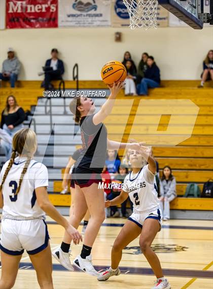 Thumbnail 2 in Oaks Christian @ Dos Pueblos photogallery.