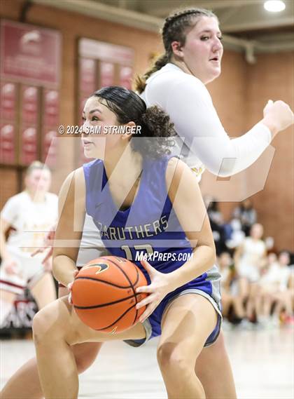 Thumbnail 1 in Liberty vs. Caruthers (Ionescu Showcase) photogallery.