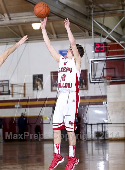 Thumbnail 3 in Cardinal Spellman vs. Sleepy Hollow (Coaches vs. Cancer Classic) photogallery.