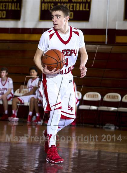 Thumbnail 1 in Cardinal Spellman vs. Sleepy Hollow (Coaches vs. Cancer Classic) photogallery.