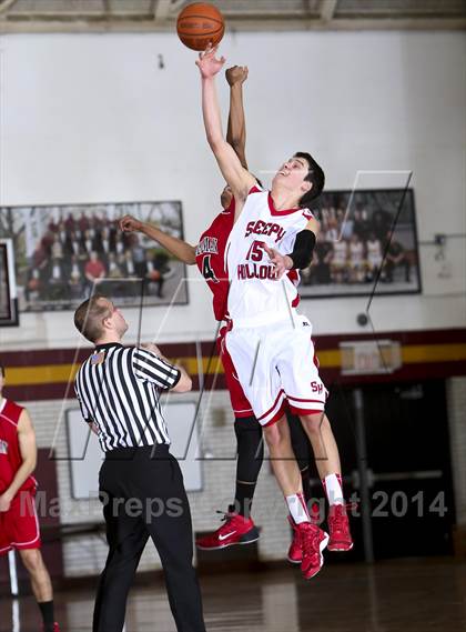Thumbnail 1 in Cardinal Spellman vs. Sleepy Hollow (Coaches vs. Cancer Classic) photogallery.