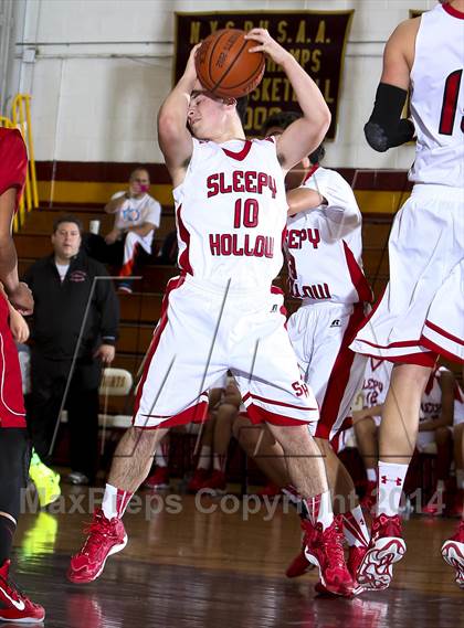 Thumbnail 2 in Cardinal Spellman vs. Sleepy Hollow (Coaches vs. Cancer Classic) photogallery.