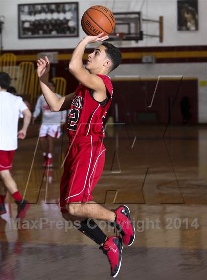 Thumbnail 2 in Cardinal Spellman vs. Sleepy Hollow (Coaches vs. Cancer Classic) photogallery.