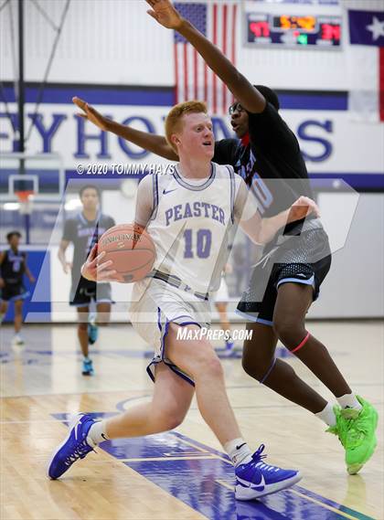 Thumbnail 1 in Hirschi @ Peaster photogallery.