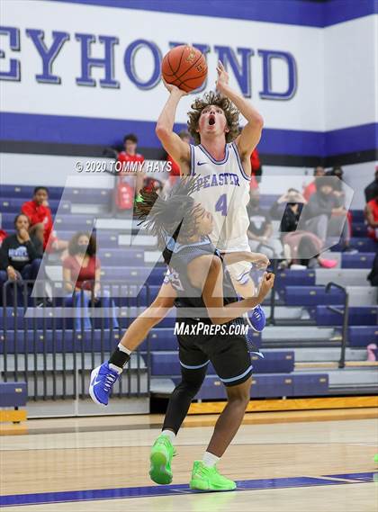 Thumbnail 1 in Hirschi @ Peaster photogallery.