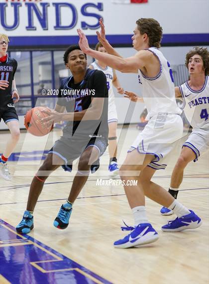 Thumbnail 1 in Hirschi @ Peaster photogallery.