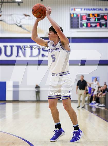 Thumbnail 1 in Hirschi @ Peaster photogallery.