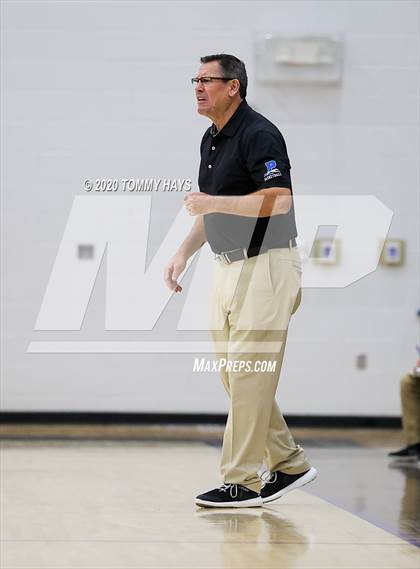 Thumbnail 1 in Hirschi @ Peaster photogallery.