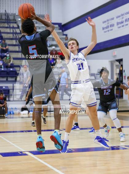 Thumbnail 1 in Hirschi @ Peaster photogallery.