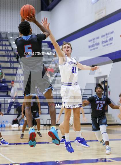 Thumbnail 3 in Hirschi @ Peaster photogallery.