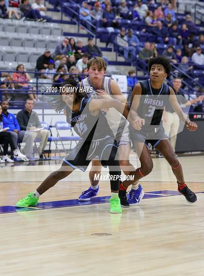 Thumbnail 1 in Hirschi @ Peaster photogallery.