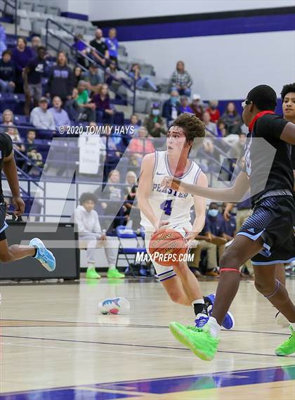 Thumbnail 1 in Hirschi @ Peaster photogallery.