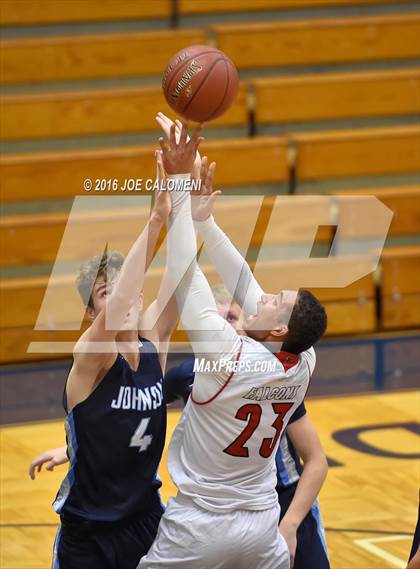 Thumbnail 2 in Stevens [John Paul] vs. Johnson [Claudia Taylor] photogallery.