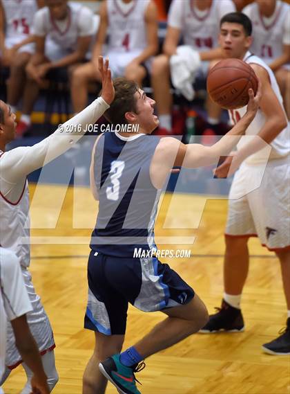 Thumbnail 3 in Stevens [John Paul] vs. Johnson [Claudia Taylor] photogallery.