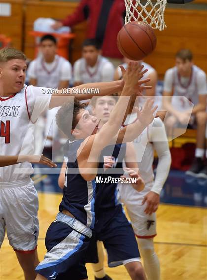Thumbnail 3 in Stevens [John Paul] vs. Johnson [Claudia Taylor] photogallery.