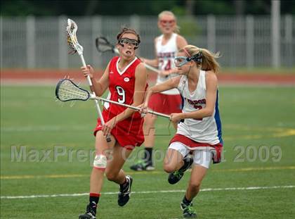 Thumbnail 1 in Guilderland vs. Fairport (NYSPHSAA Class A Semifinal) photogallery.