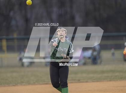 Thumbnail 1 in Musselman vs North Hagerstown (Scrimmage) photogallery.
