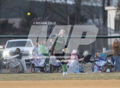 Thumbnail 2 in Musselman vs North Hagerstown (Scrimmage) photogallery.