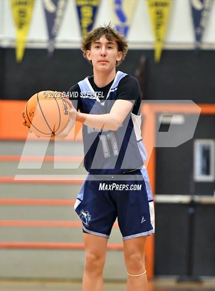 Thumbnail 1 in River City vs. Roseville (Tiger Classic) photogallery.