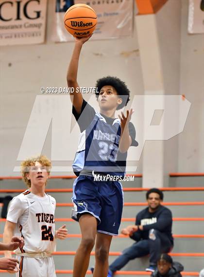 Thumbnail 1 in River City vs. Roseville (Tiger Classic) photogallery.