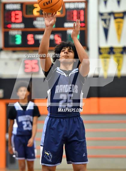 Thumbnail 1 in River City vs. Roseville (Tiger Classic) photogallery.