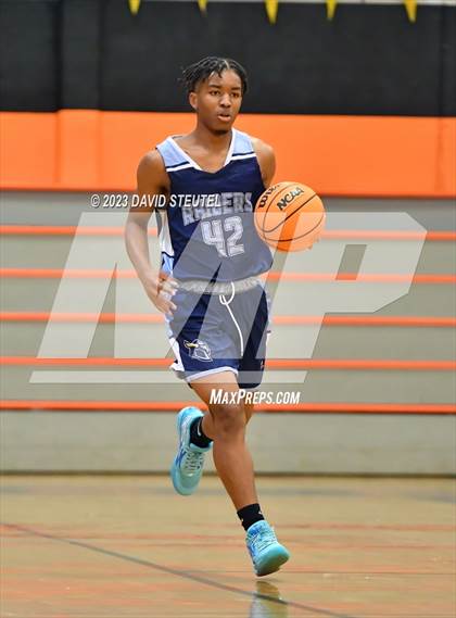 Thumbnail 3 in River City vs. Roseville (Tiger Classic) photogallery.
