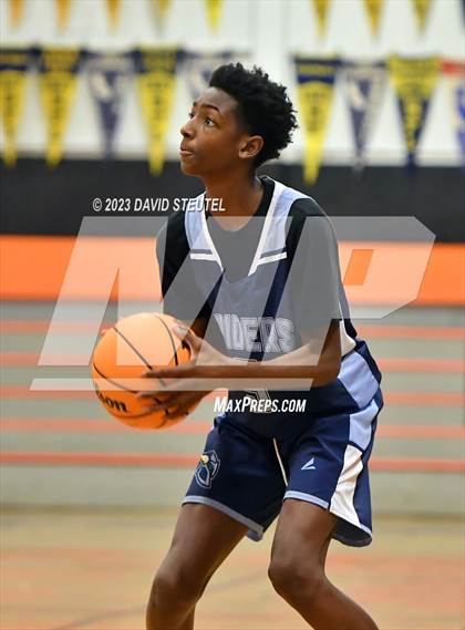 Thumbnail 3 in River City vs. Roseville (Tiger Classic) photogallery.
