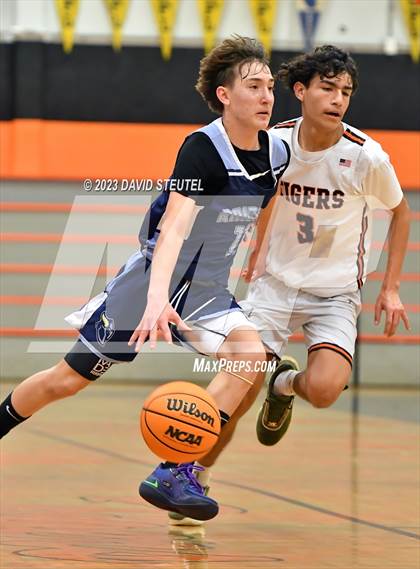Thumbnail 2 in River City vs. Roseville (Tiger Classic) photogallery.