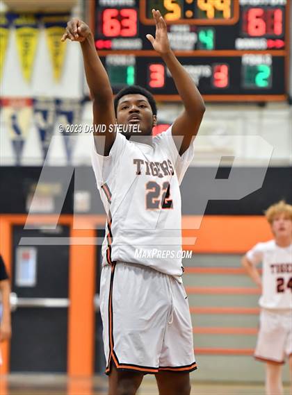 Thumbnail 3 in River City vs. Roseville (Tiger Classic) photogallery.