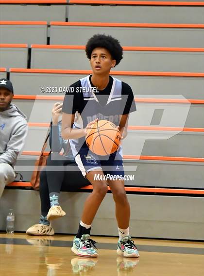 Thumbnail 2 in River City vs. Roseville (Tiger Classic) photogallery.