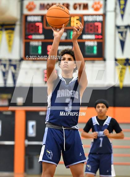 Thumbnail 3 in River City vs. Roseville (Tiger Classic) photogallery.