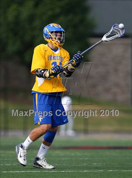 Thumbnail 3 in Webster Thomas vs. Irondequoit (Section 5 Class B Final) photogallery.