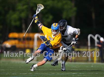 Thumbnail 2 in Webster Thomas vs. Irondequoit (Section 5 Class B Final) photogallery.