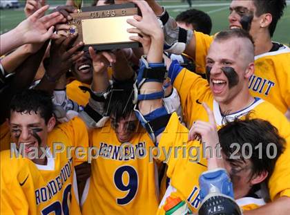 Thumbnail 1 in Webster Thomas vs. Irondequoit (Section 5 Class B Final) photogallery.