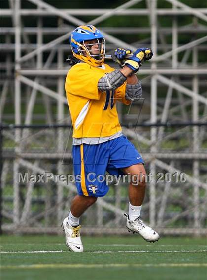 Thumbnail 1 in Webster Thomas vs. Irondequoit (Section 5 Class B Final) photogallery.