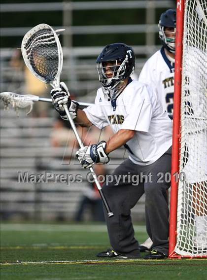 Thumbnail 3 in Webster Thomas vs. Irondequoit (Section 5 Class B Final) photogallery.