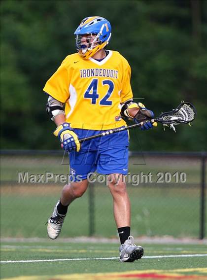 Thumbnail 3 in Webster Thomas vs. Irondequoit (Section 5 Class B Final) photogallery.