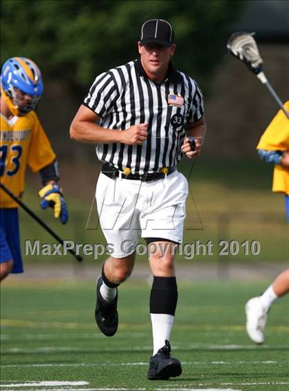 Thumbnail 2 in Webster Thomas vs. Irondequoit (Section 5 Class B Final) photogallery.
