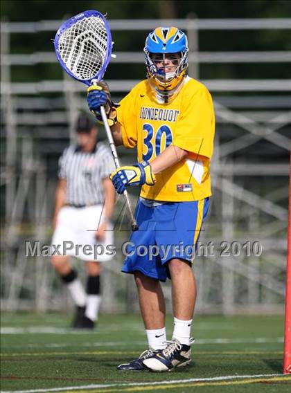 Thumbnail 3 in Webster Thomas vs. Irondequoit (Section 5 Class B Final) photogallery.