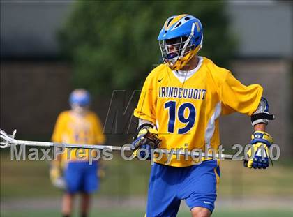 Thumbnail 3 in Webster Thomas vs. Irondequoit (Section 5 Class B Final) photogallery.