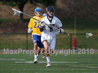 Thumbnail 2 in Webster Thomas vs. Irondequoit (Section 5 Class B Final) photogallery.