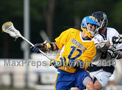 Thumbnail 1 in Webster Thomas vs. Irondequoit (Section 5 Class B Final) photogallery.