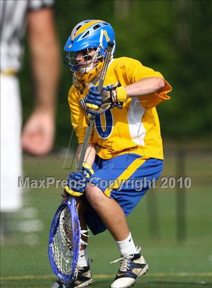 Thumbnail 2 in Webster Thomas vs. Irondequoit (Section 5 Class B Final) photogallery.