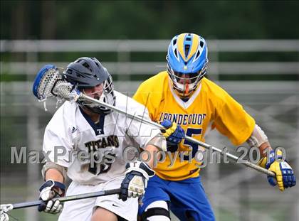 Thumbnail 3 in Webster Thomas vs. Irondequoit (Section 5 Class B Final) photogallery.